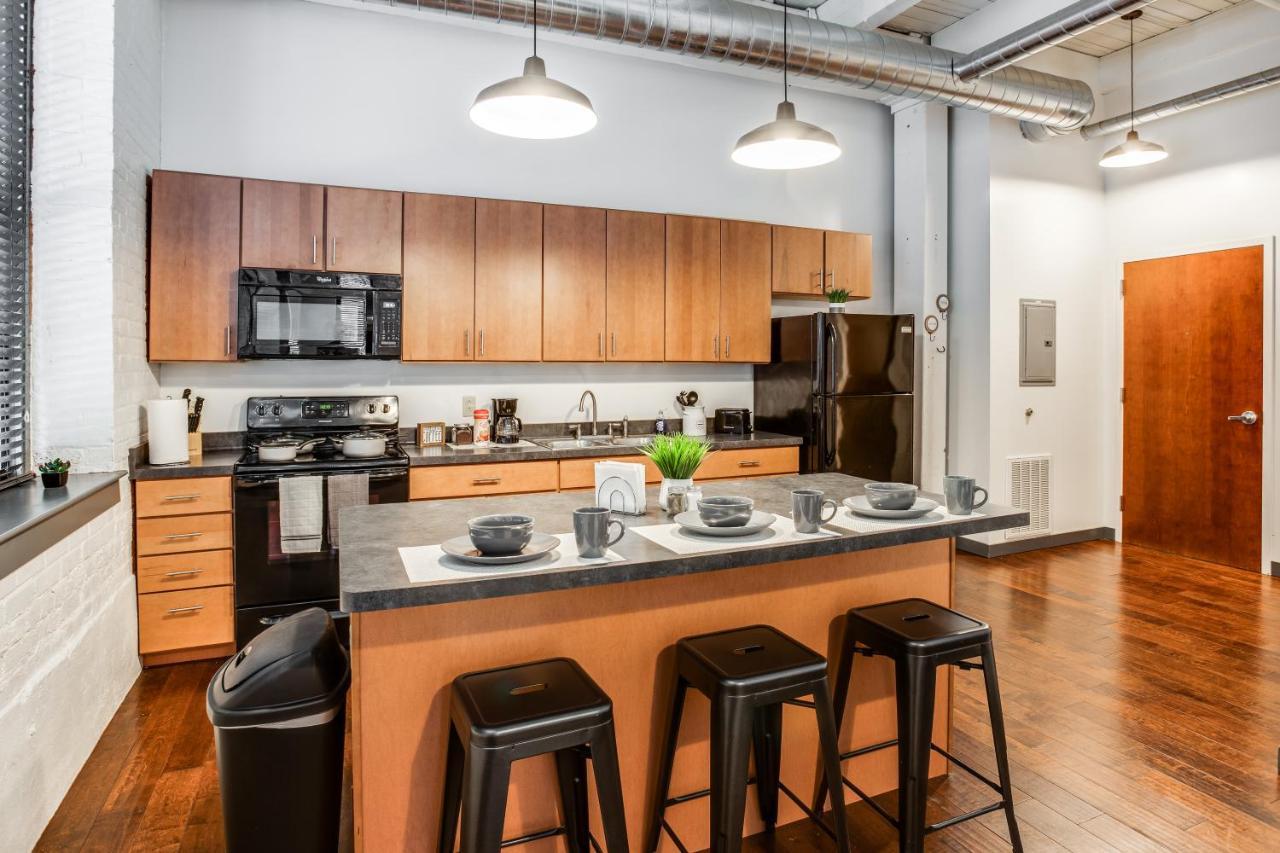 Ny Style Centric Loft With King Bed By Park Ave Lejlighed Rochester Eksteriør billede