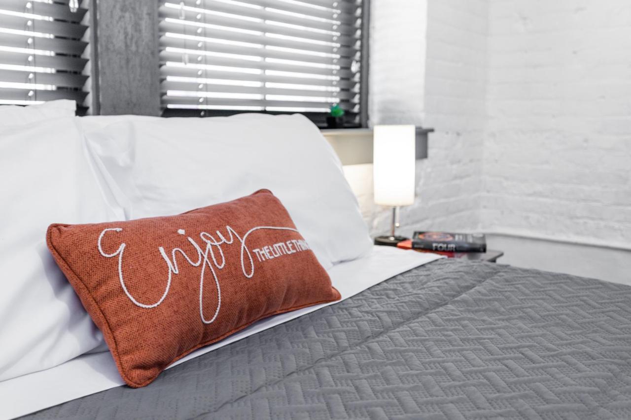 Ny Style Centric Loft With King Bed By Park Ave Lejlighed Rochester Eksteriør billede